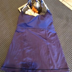 Lululemon Athletica top